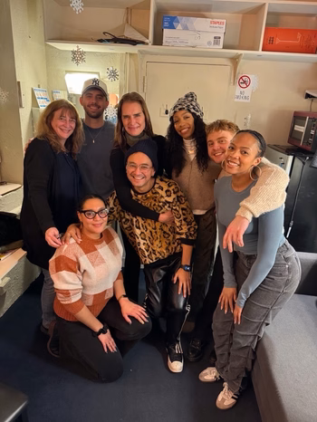 Brooke Shields - Photo 1