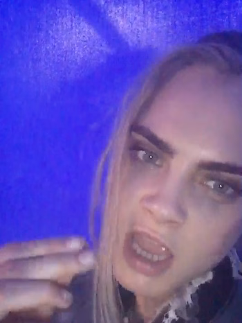 Cara Delevingne - Photo 5