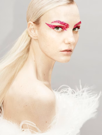 Caroline Trentini - Photo 11