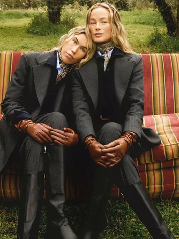 Carolyn Murphy - Photo 2