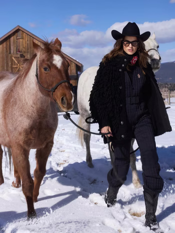 Izabel Goulart - Photo 7