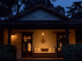 Kendall Jenner - Photo 3