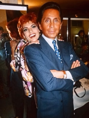 Linda Evangelista - Photo 11